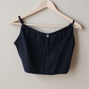 3️⃣💲2️⃣0️⃣ EUC Black crop top size S